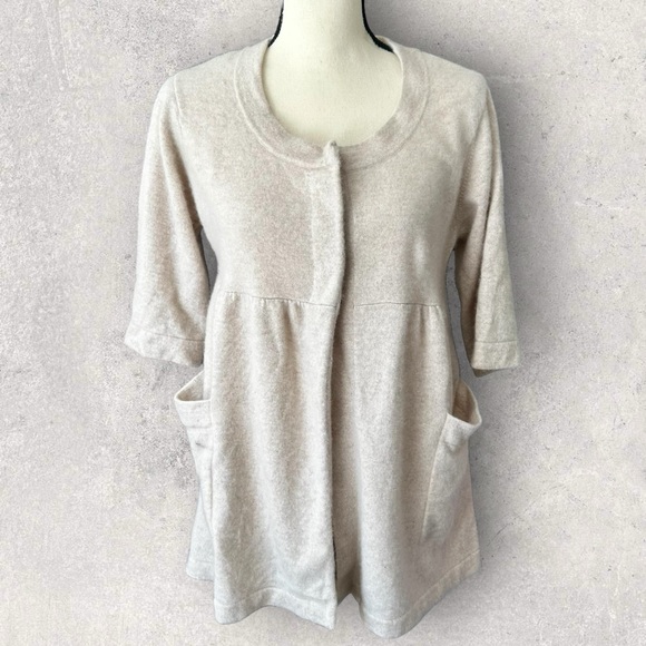 Demylee Sz XS 100% Cashmere Cardigan Sweater Pockets SO SOFT Oversized - Picture 2 of 9